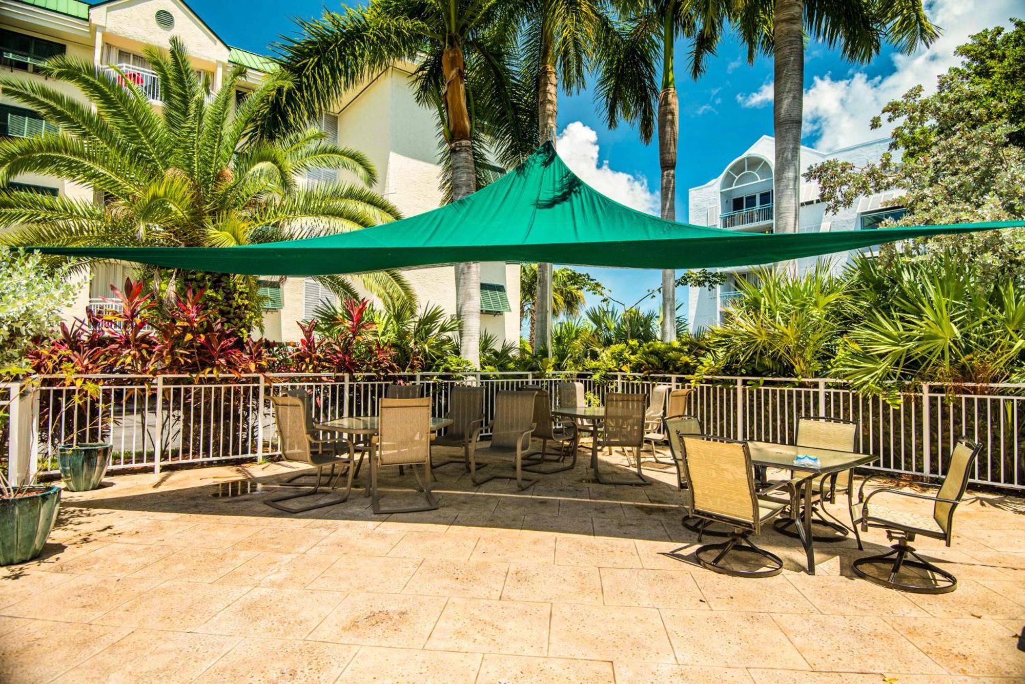Sunrise Suites - Sea Breeze Suite 101 Key West Chambre photo