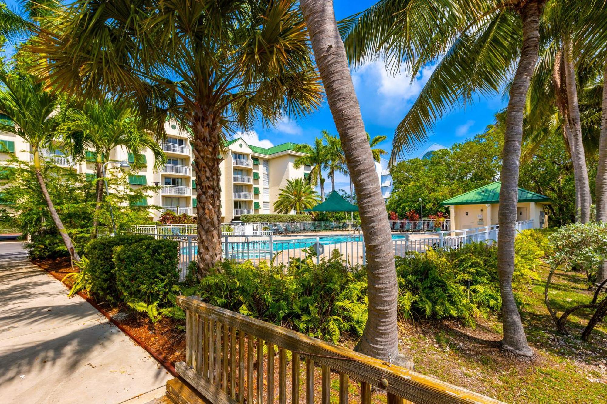Sunrise Suites - Sea Breeze Suite 101 Key West Chambre photo