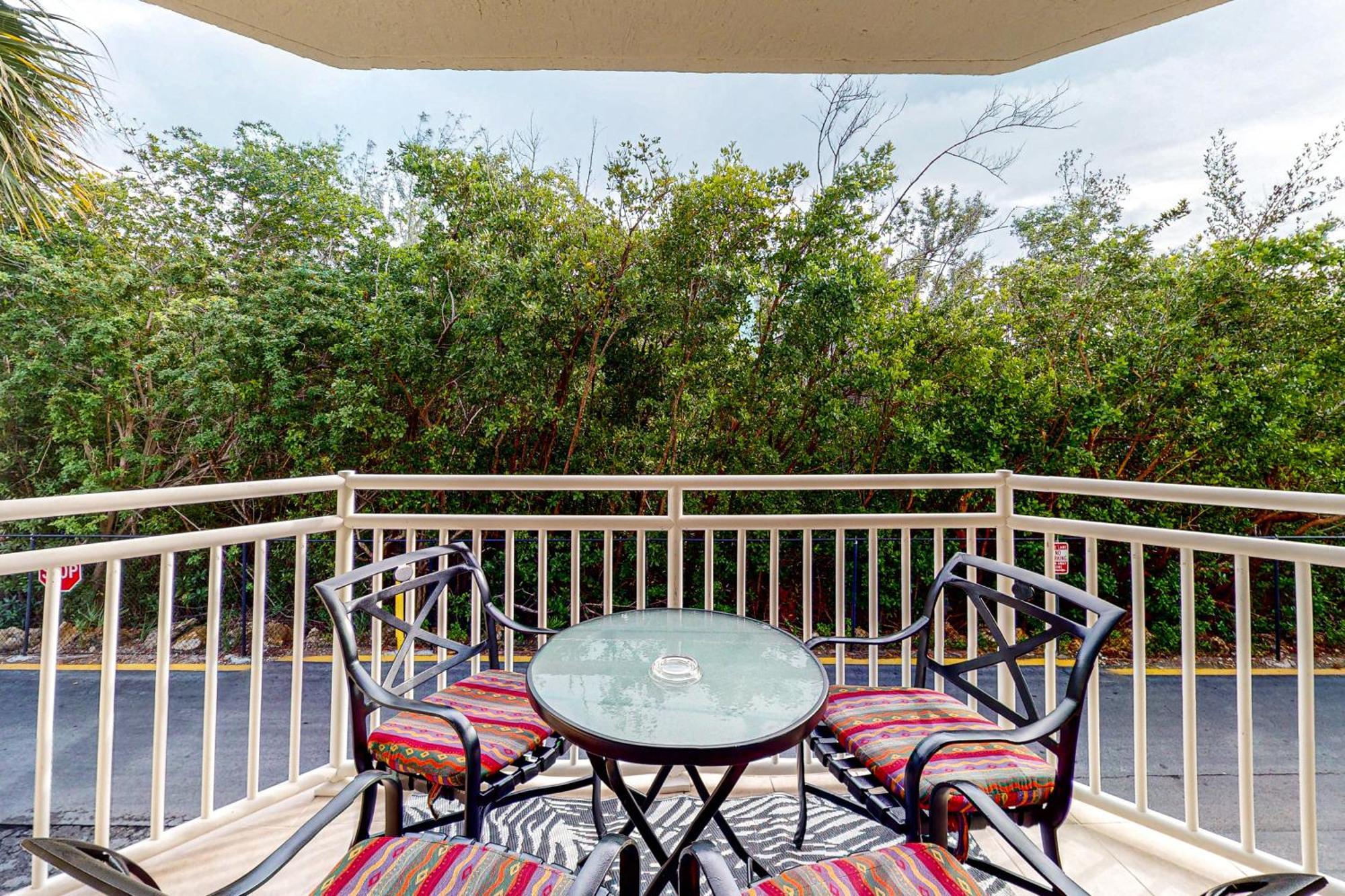 Sunrise Suites - Sea Breeze Suite 101 Key West Chambre photo